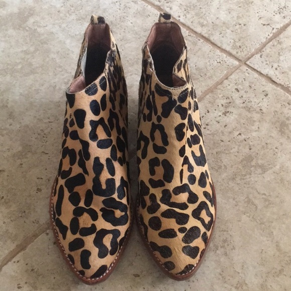 jeffrey campbell leopard booties
